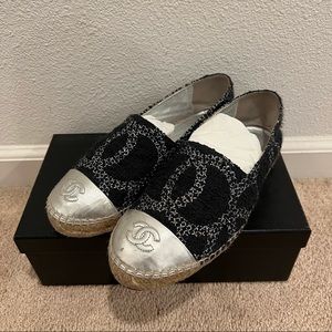 Chanel Black/Silver Tweed & Lambskin Leather CC Cap Toe Espadrilles SZ 37